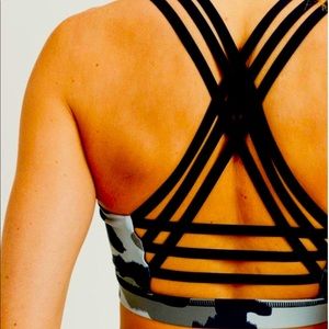 CAMO CRISS CROSS SPORT BRA- JUNGLE CAMO